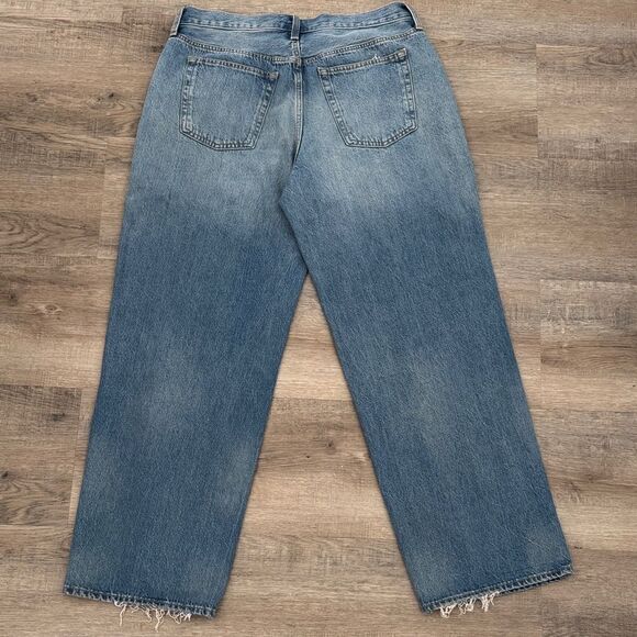 NEW UNIVERSAL THREAD 90s BAGGY JEANS MID RISE WASHED DENIM SIZE 12 - Picture 5 of 6